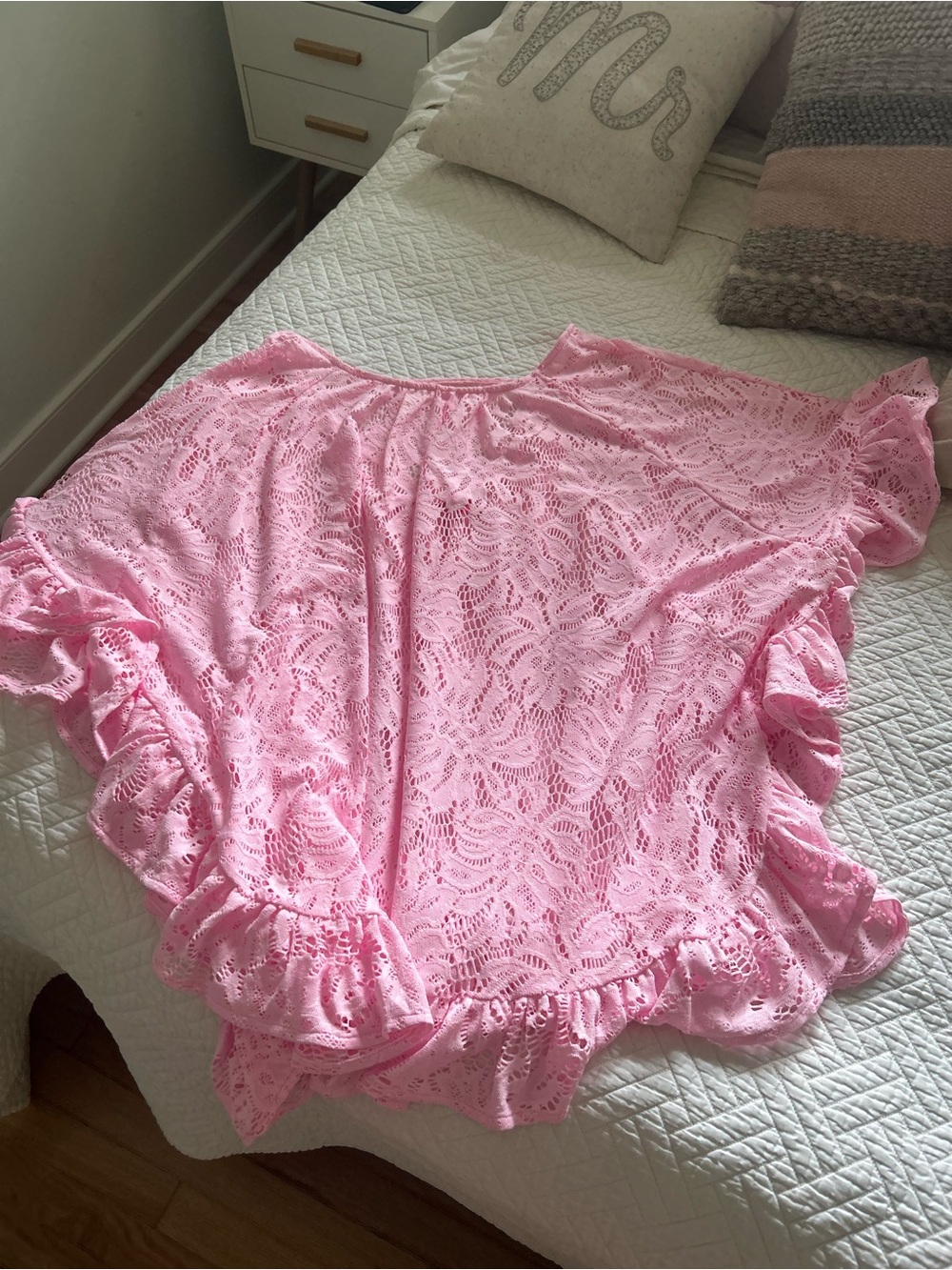 Lilly Pulitzer Atley Coverup in pink. Size S/M. Like new. - Picture 4 of 10